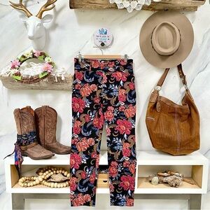 Floral boho pants w shabby chic vibe